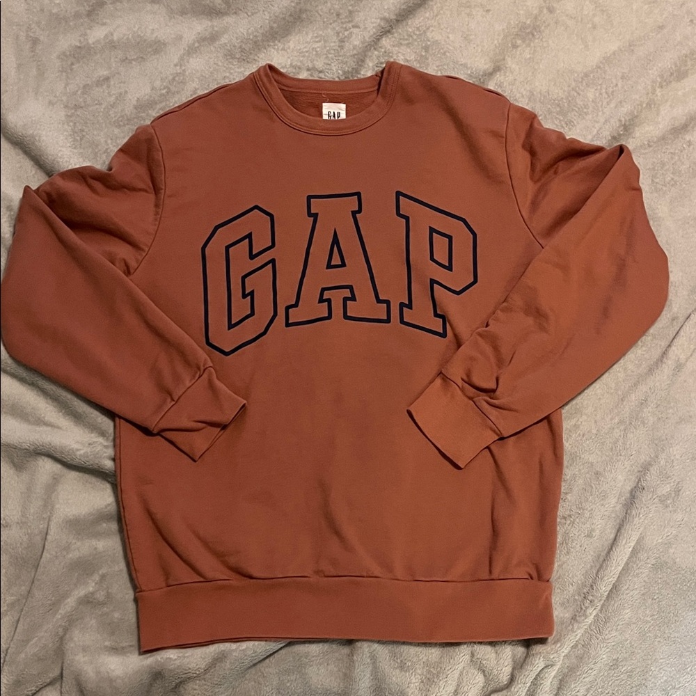 GAP pinkish blush Crewneck Sweater size M